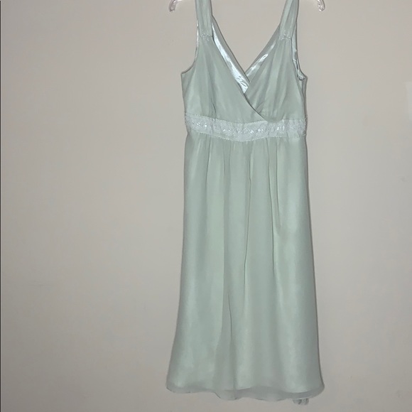 Signature by Robbie Bee Dresses & Skirts - Signature By Robbie Bee Size 12 Green 100%silk